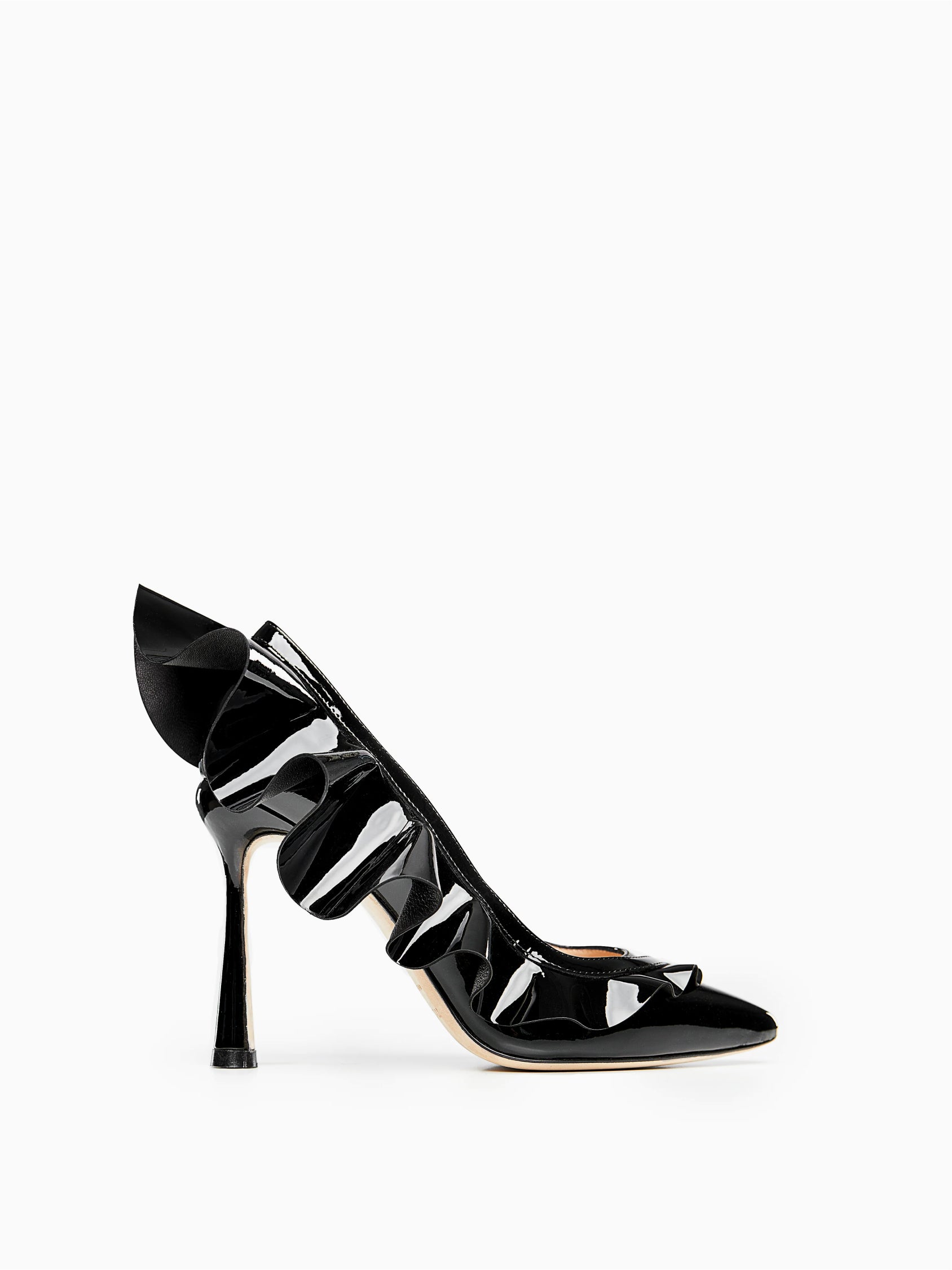 RUFFLE PUMP