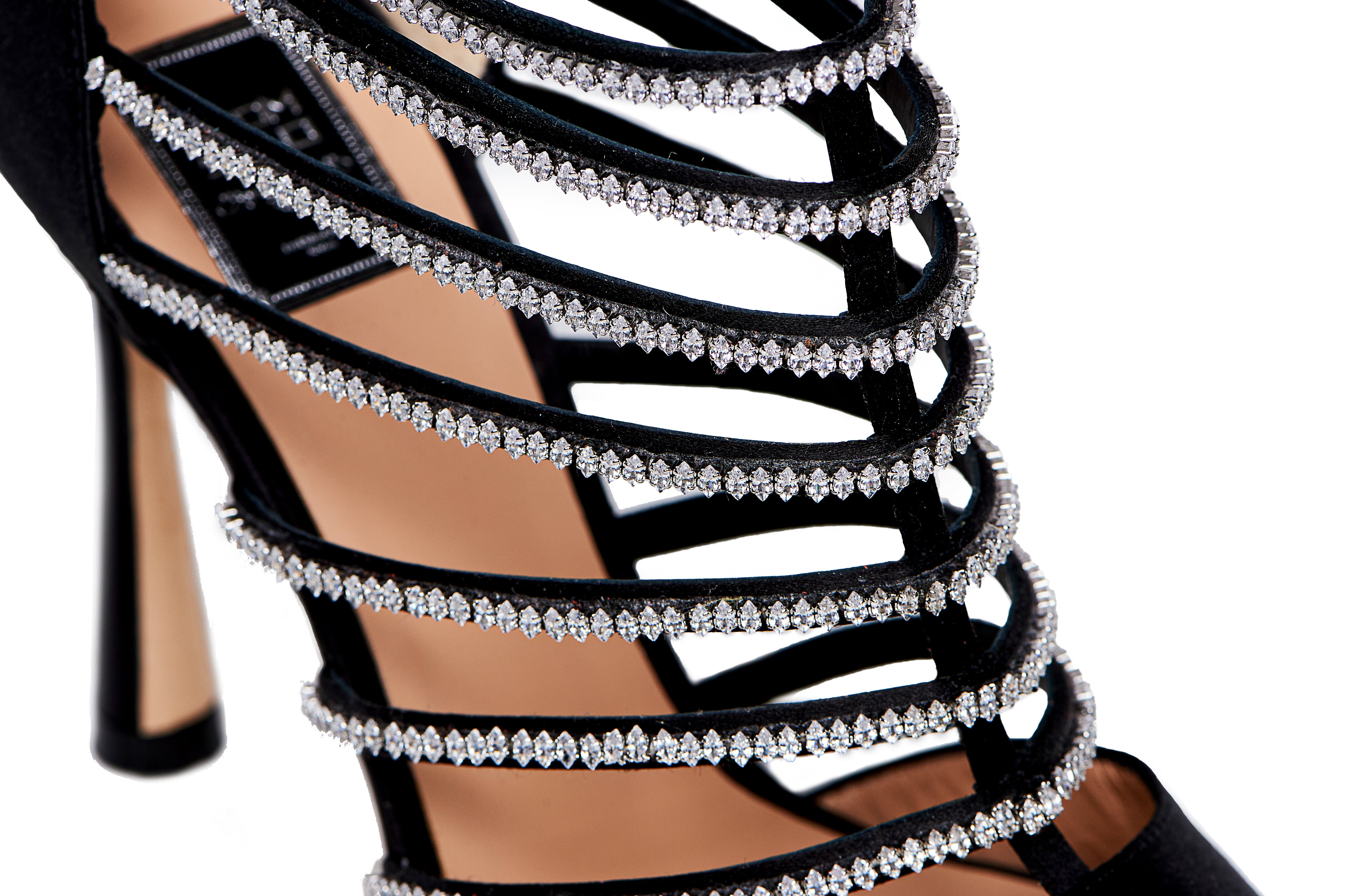 BLACK SATIN T-SPINE PUMP – THOM SOLO